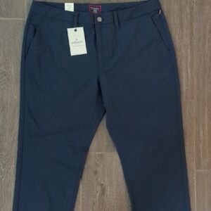 New - UNTUCKit Men's Navy Chancellor Pants